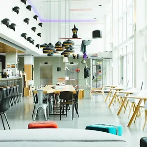 Moxy Milan Malpensa Airport Szálloda