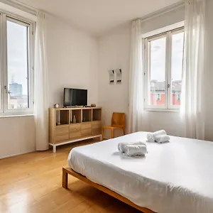 One Bedroom In Brera Apartment